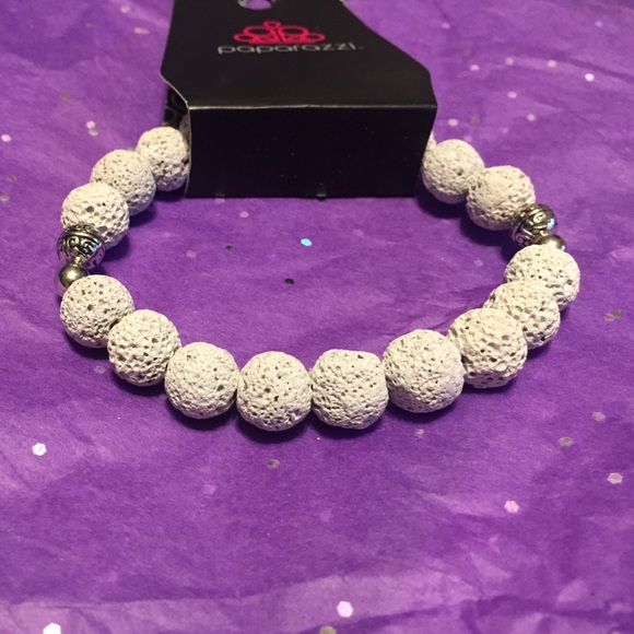 Jewelry - White lava bead bracelet